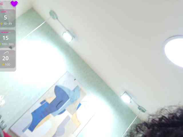 Alicia-shadow webcam