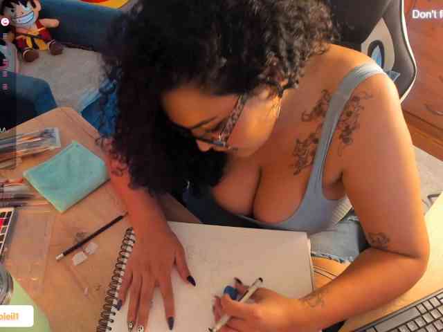 Modelo: SarahSoleil