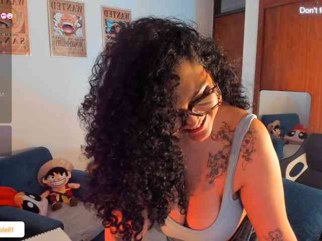 Modelo: SarahSoleil