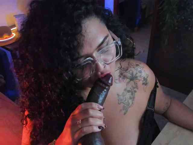 Modelo: SarahSoleil
