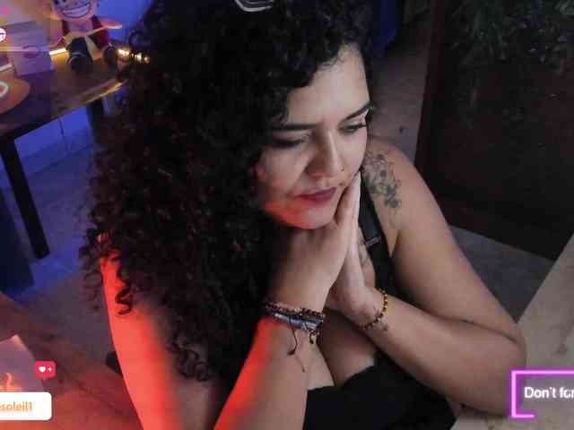 Modelo: SarahSoleil