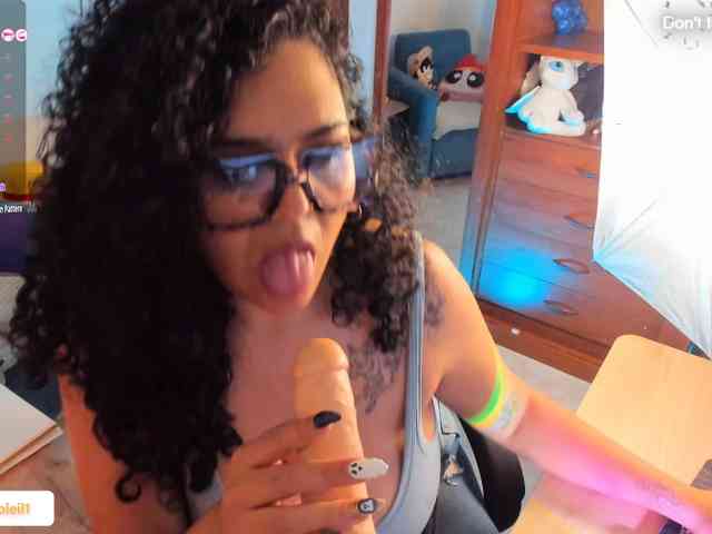 Modelo: SarahSoleil
