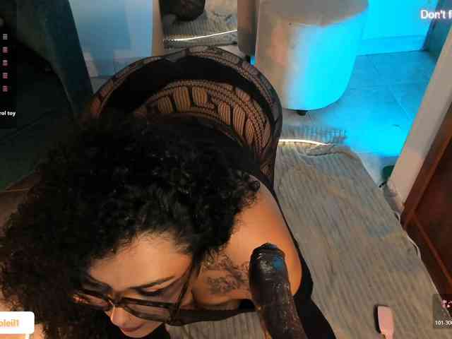voyeur nude SarahSoleil