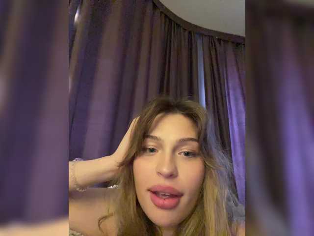 Velvettrapp live cam on BongaCams