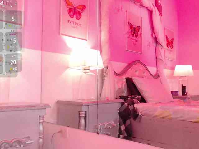 IkariEvans Live Webcam on BongaCams