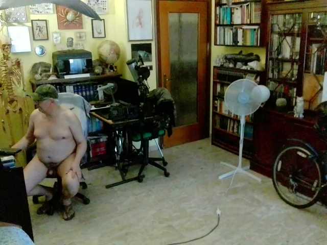DannyNatur live webcam show