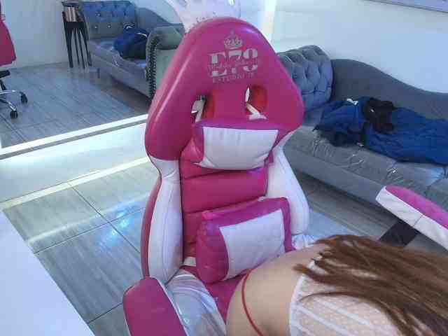 mila-rodgers webcam