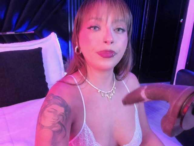MiiaaMonroee