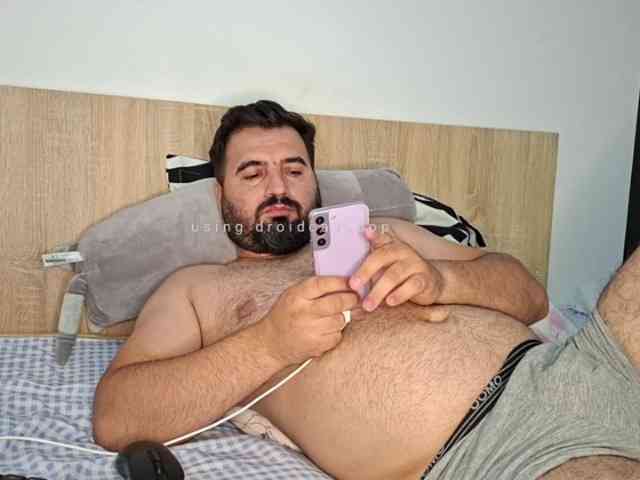 Daddy-Bear Live Webcam on BongaCams