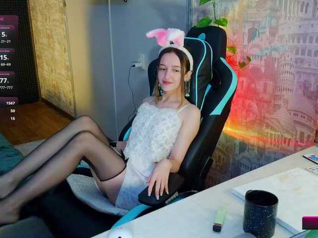 Jennylegs live cam on BongaCams