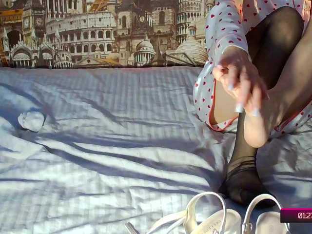 Jennylegs preview