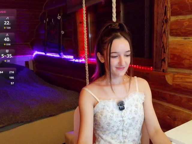 Jennylegs live cam on BongaCams