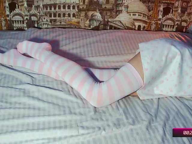 Jennylegs live cam on BongaCams