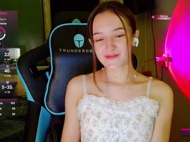 Jennylegs live cam on BongaCams