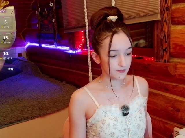 Jennylegs live cam on BongaCams