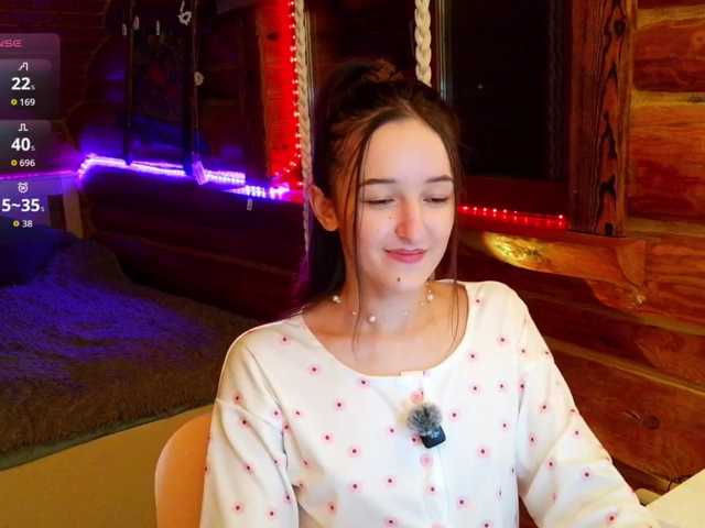 Jennylegs live cam on BongaCams