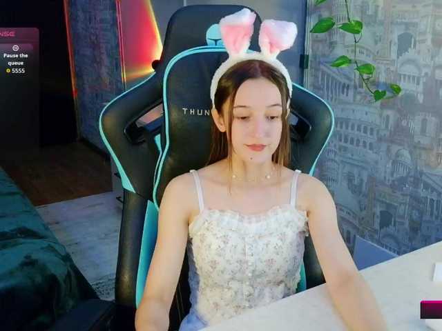Jennylegs live cam on BongaCams