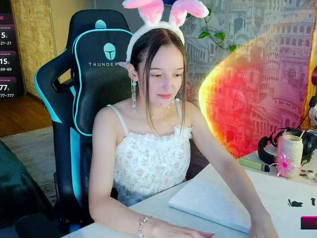 Jennylegs live cam on BongaCams