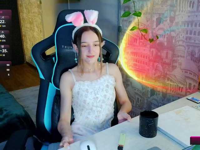 Jennylegs live cam on BongaCams