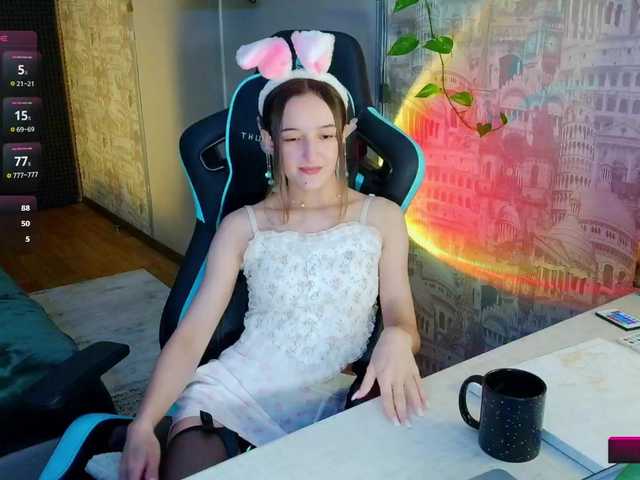Jennylegs live cam on BongaCams