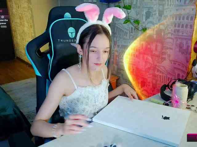 mimiJen webcam