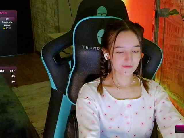 mimiJen webcam