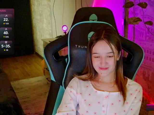mimiJen webcam