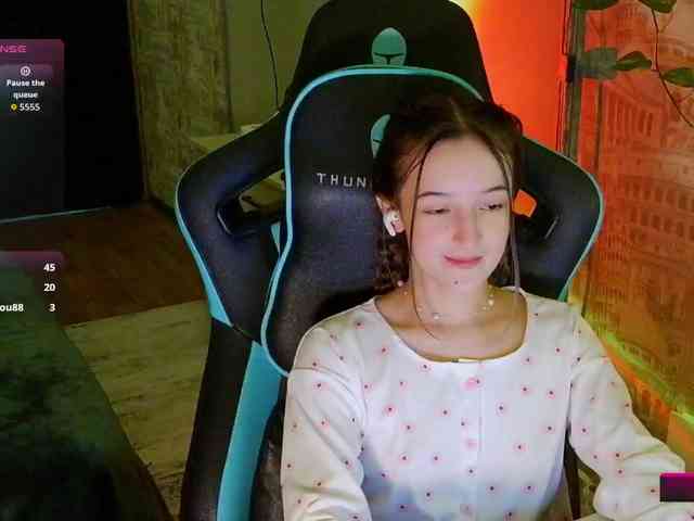mimiJen webcam