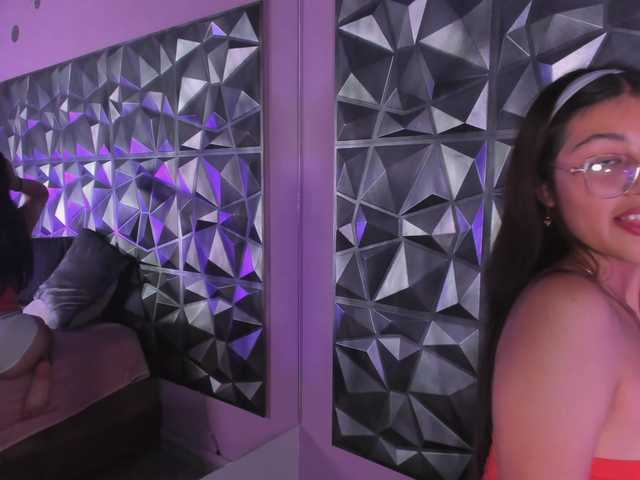 SofiiLeon live cam on BongaCams