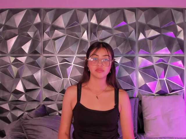 SofiiLeon live webcam show