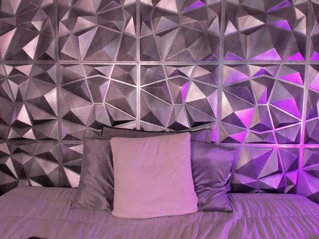 SofiiLeon live cam on BongaCams