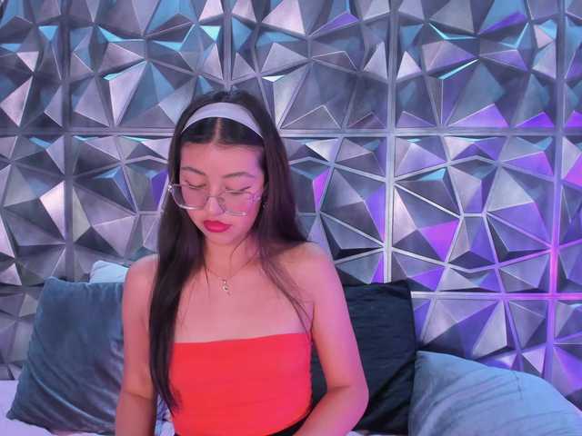 SofiiLeon live cam on BongaCams