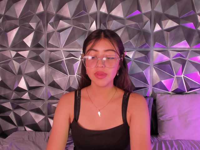 SofiiLeon live webcam show