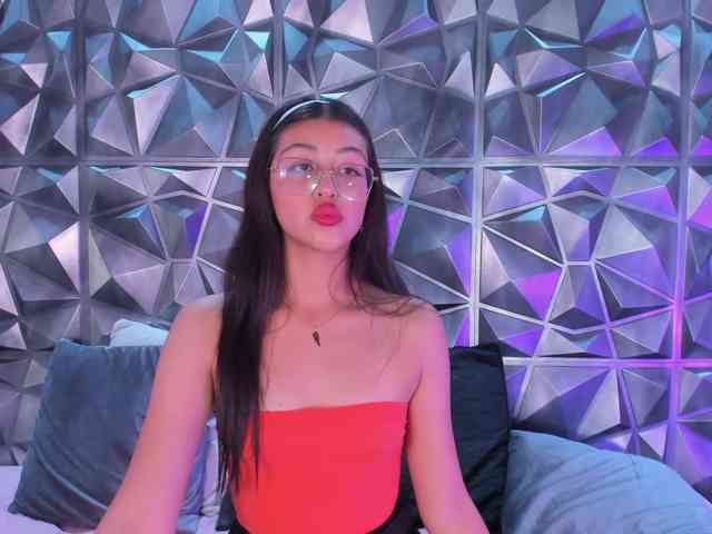SofiiLeon Live Webcam on BongaCams