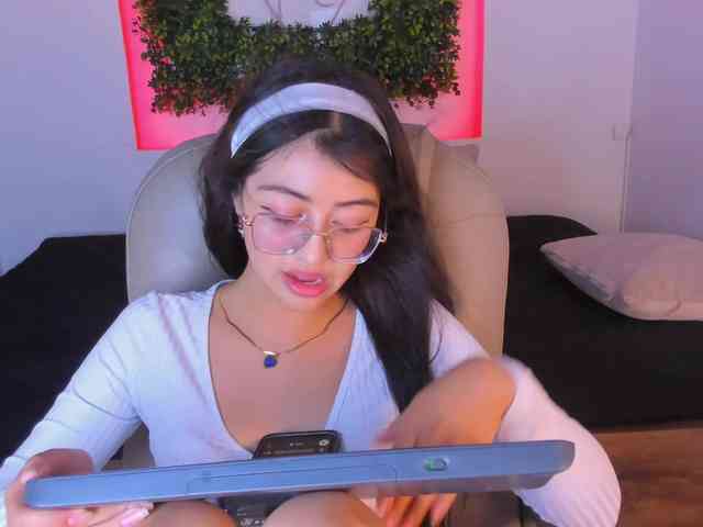 SofiiLeon webcam