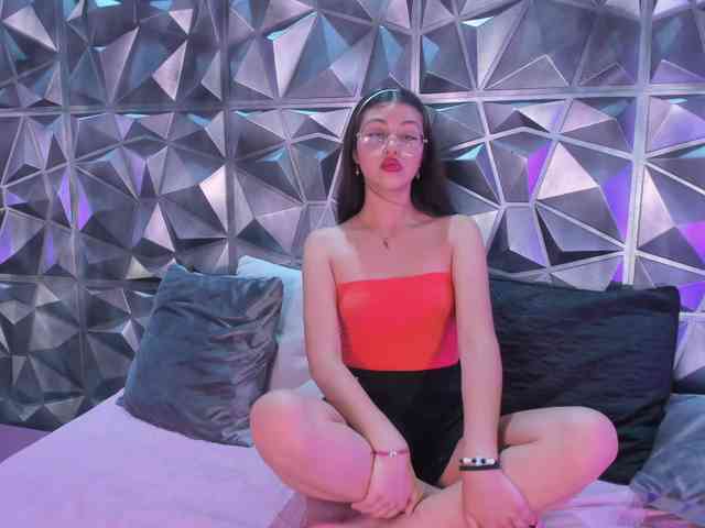 SofiiLeon webcam