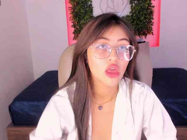 SofiiLeon webcam