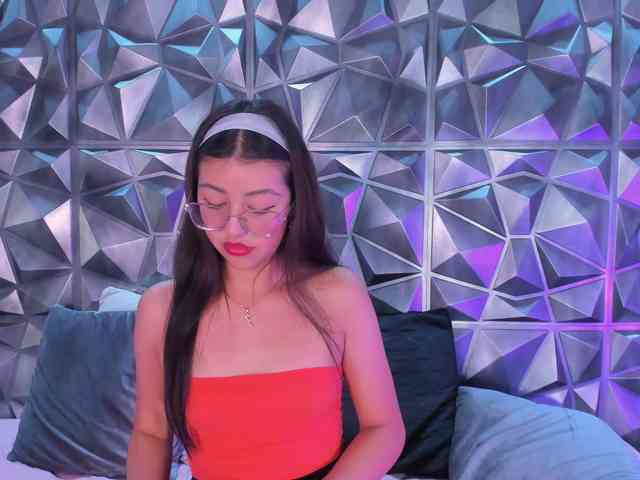 SofiiLeon Live Webcam on BongaCams