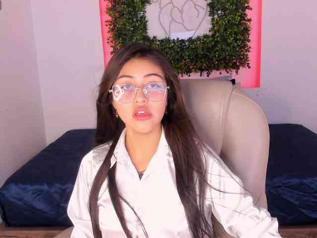 SofiiLeon webcam