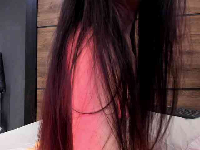 Linda-Moonrose webcam