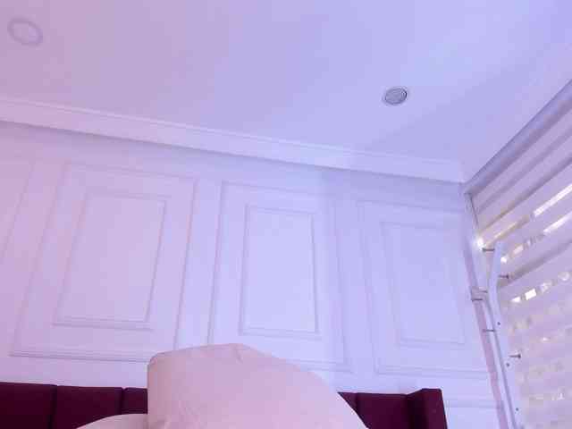 Linda-Moonrose webcam