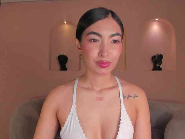 MeganWilde webcam