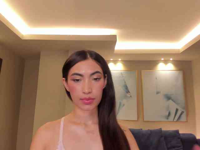 MeganWilde webcam