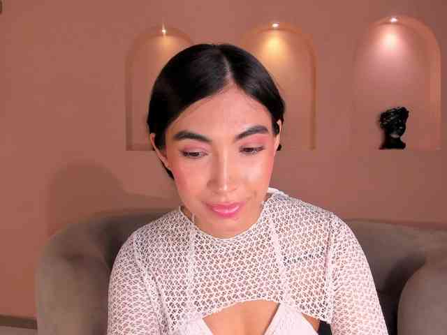 Model: MeganWilde