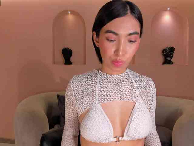 MeganWilde webcam