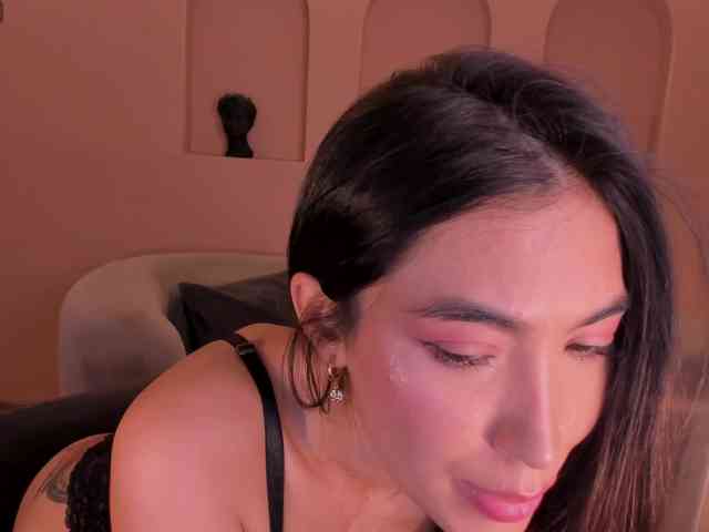 MeganWilde webcam