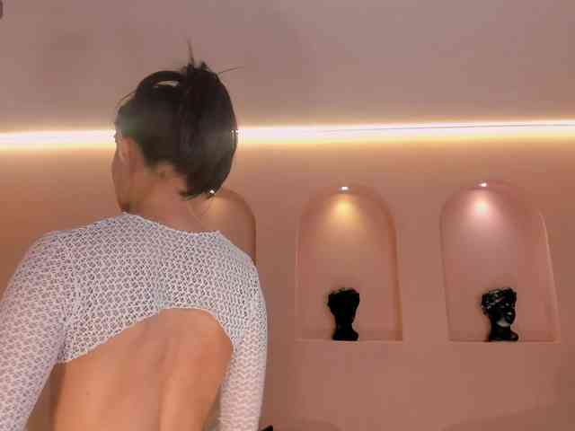 MeganWilde webcam