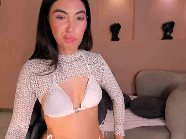 MeganWilde webcam