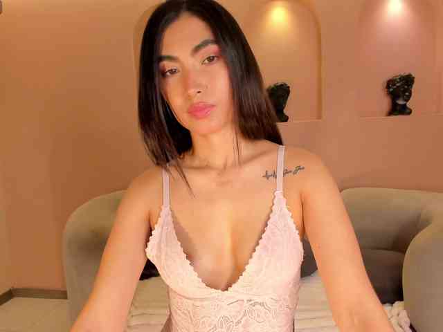 MeganWilde webcam