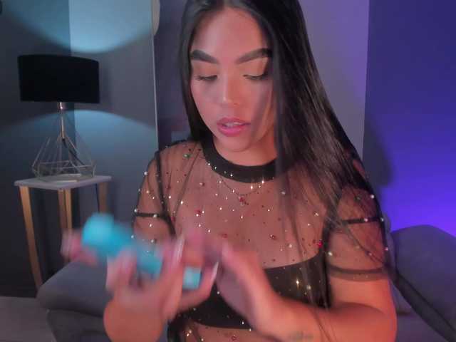 KaiaMonroe live cam on BongaCams